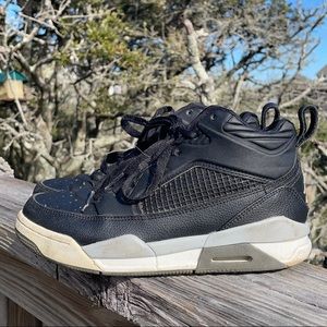 Nike Air Jordan’s size 4.5 youth